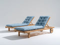 Tumbonas de madera con colchoneta textil 198x72x93 cm azul claro-marrón natural para jardín y terraza estilo moderno juego de 2 con respaldo regulable y ruedas